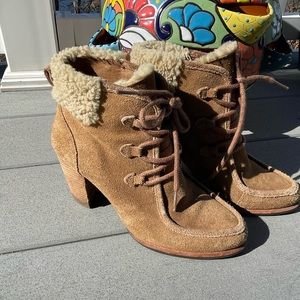 Last chance!!! Cute, warm and super comfortable booties by UGG size 6.5